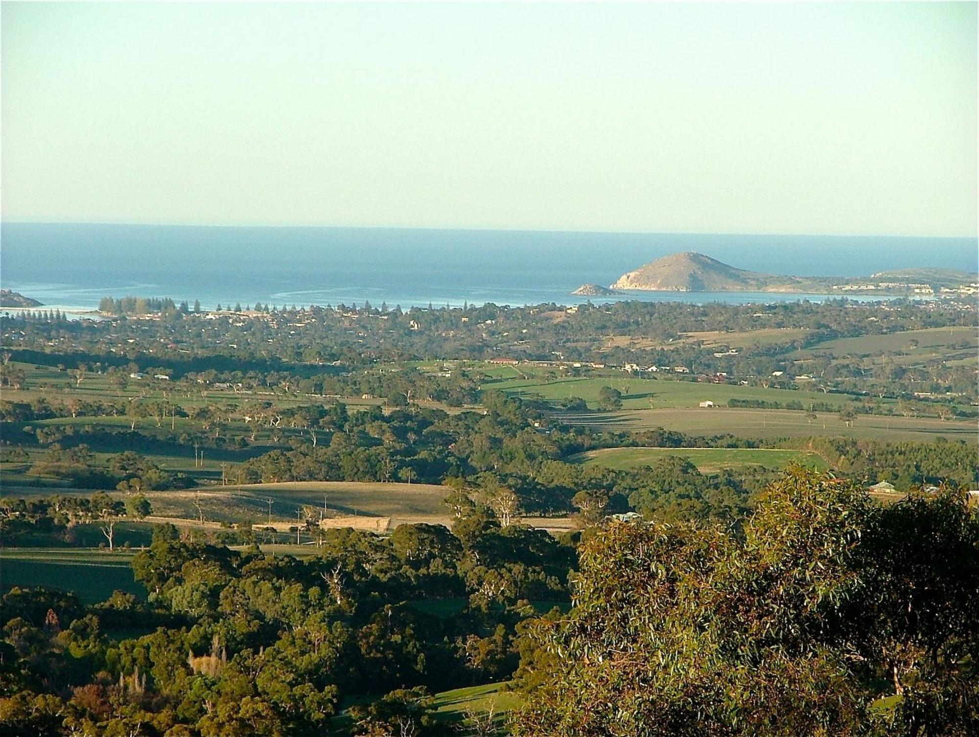 Seascape Retreat Bed & Breakfast Victor Harbor Exterior photo